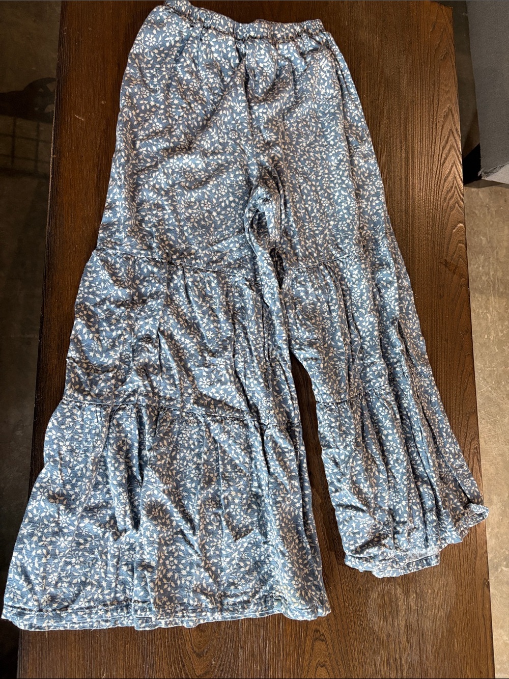 art class Blue Floral Tiered Skirted Bottoms